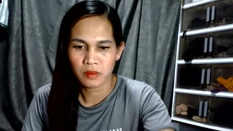 Snapshot of sweet_squirtxxxx chatting on July 24, 6:50 pm HI IM MONA AND IM YOUR NEXT WIFE online show from July 24, 6:50 pm