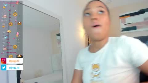 Yeileen online show from April 14, 11:55 pm