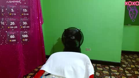 kim online show from December 3, 4:09 am