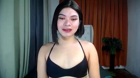 Snapshot of sweet_trexie chatting on April 5, 12:52 am sweet_trexie online show from April 5, 12:52 am