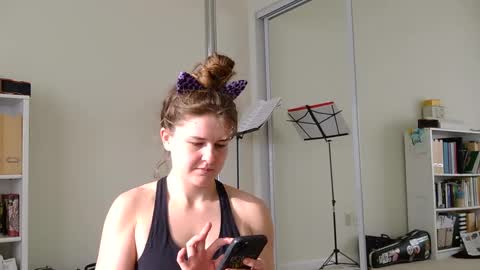 Heidi Brenner - Please check bio for schedule  FAQ online show from January 27, 2:13 pm