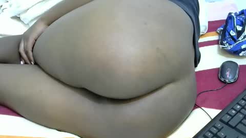 sweet_veebouset online show from September 16, 10:44 pm