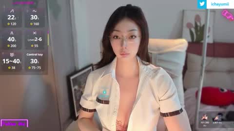 sweet_yumiq online show from January 12, 6:40 am