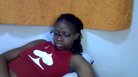sweet_zarah online show from March 10, 3:44 am