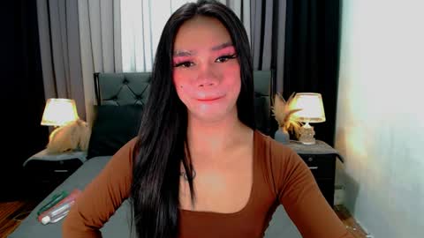 bea takashi  online show from March 30, 9:54 am