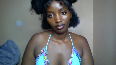 Snapshot of sweet_zuri3 chatting on May 29, 9:46 pm zuri online show from May 29, 9:46 pm