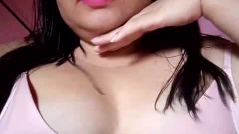 sweetapple808216 online show from December 12, 6:21 pm