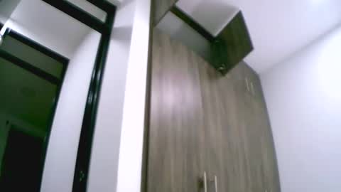 Snapshot of sweetapril_1991 chatting on October 24, 11:01 pm sweetapril_1991 online show from October 24, 11:01 pm