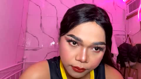 Leith Madrigal online show from November 1, 6:21 pm