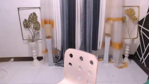 Snapshot of sweetasiancockforyou chatting on December 11, 2:44 pm hi im gian follow me do not forget to put thumb up bb online show from December 11, 2:44 pm