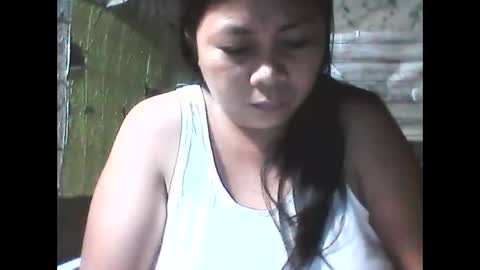 Snapshot of sweetava08 chatting on May 17, 12:45 pm sweetava08 online show from May 17, 12:45 pm