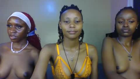 Snapshot of sweetbaby_30 chatting on May 8, 4:56 pm Sweetbaby 30 online show from May 8, 4:56 pm