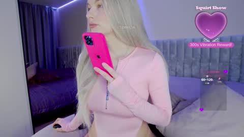 Snapshot of sweetbabyxx2021 chatting on October 22, 4:35 am sweetbabyxx2021 online show from October 22, 4:35 am