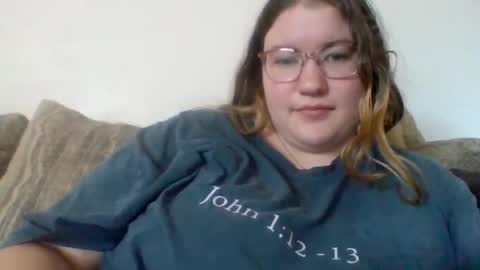 sweetbbyblue101 online show from July 25, 10:29 pm
