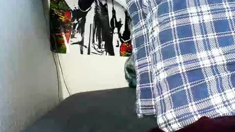 Sweetbear online show from May 6, 2:11 pm