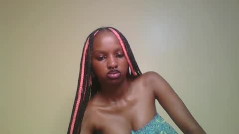 sweetberry30 online show from March 12, 10:26 am