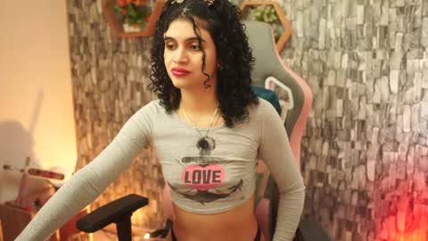 Snapshot of sweetbonii chatting on July 10, 7:27 pm Salom independent model online show from July 10, 7:27 pm