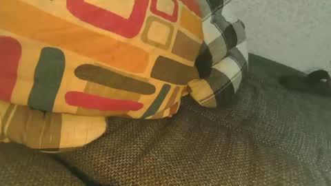 Snapshot of sweetboyb3nja chatting on February 19, 8:10 pm Sweetboy online show from February 19, 8:10 pm