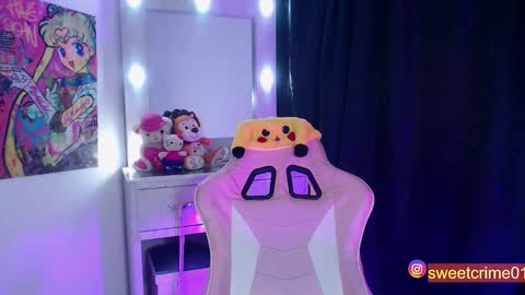       Independent model online show from October 28, 5:44 am