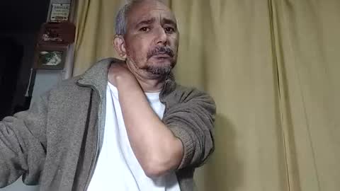 Snapshot of sweetcuervo chatting on March 22, 3:32 am sweetcuervo independent model online show from March 22, 3:32 am