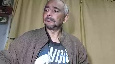 Snapshot of sweetcuervo chatting on March 23, 4:05 am sweetcuervo independent model online show from March 23, 4:05 am