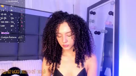 M I A online show from September 20, 10:27 am