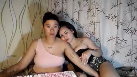 Snapshot of sweetdannica chatting on May 16, 4:17 pm Danni online show from May 16, 4:17 pm