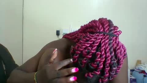 Snapshot of sweetdarkskin chatting on February 20, 9:53 pm CLARIS online show from February 20, 9:53 pm