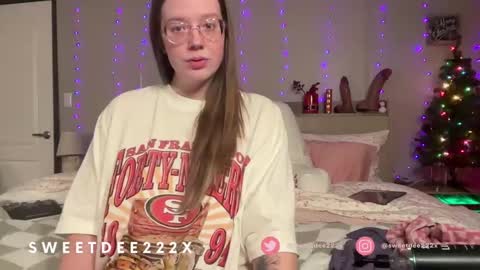 Delilah Samson online show from December 13, 7:47 am