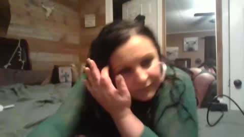 Snapshot of sweetdelight84 chatting on October 5, 4:44 am kandy online show from October 5, 4:44 am