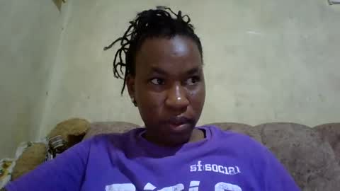 sweetdiva2012 online show from March 10, 5:22 am