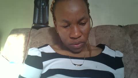 sweetdiva2012 online show from September 16, 4:46 am