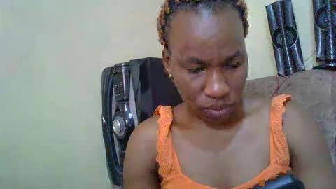 sweetdiva2012 online show from October 6, 6:11 am