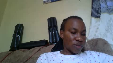 sweetdiva2012 online show from February 12, 6:52 am