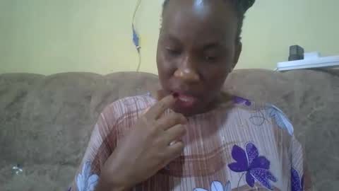 Snapshot of sweetdiva2012 chatting on May 12, 11:07 am sweetdiva2012 online show from May 12, 11:07 am