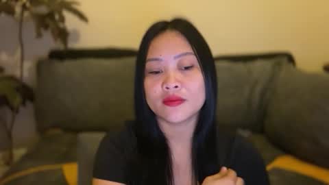 Snapshot of sweetestsmile_ chatting on December 19, 1:01 am Khaye online show from December 19, 1:01 am