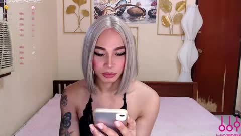 Snapshot of sweeteverdeen chatting on September 17, 5:20 am sweetkatniss online show from September 17, 5:20 am