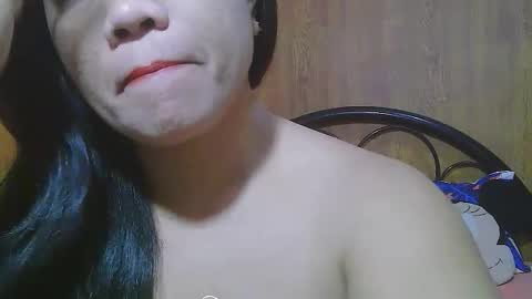 Snapshot of sweeteyes69xx chatting on July 5, 4:47 pm sweeteyes69xx online show from July 5, 4:47 pm