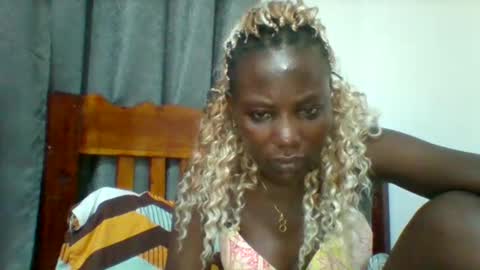 sweetfel online show from April 1, 9:56 pm