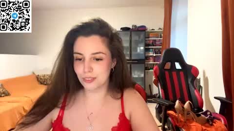 Snapshot of sweetfenomen67 chatting on June 25, 6:23 pm Joanna online show from June 25, 6:23 pm