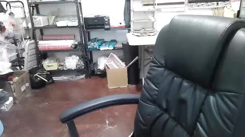 Stacy online show from April 9, 11:15 am