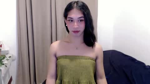 Snapshot of sweetgirl_acxx chatting on June 7, 5:06 pm Just call me AC online show from June 7, 5:06 pm