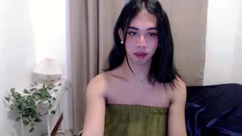 Snapshot of sweetgirl_acxx chatting on June 9, 3:34 pm Just call me AC online show from June 9, 3:34 pm