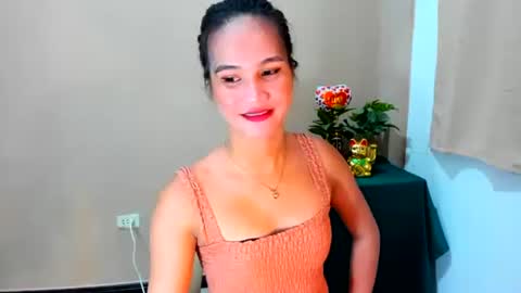 sweetgirl_latina143 online show from September 25, 7:17 pm