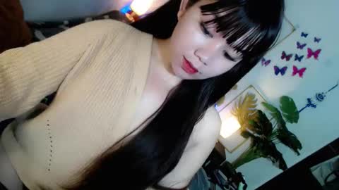 May online show from June 5, 5:18 pm