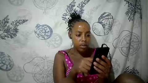 Snapshot of sweetgirls599176 chatting on July 28, 8:52 pm sweetgirls599176 online show from July 28, 8:52 pm