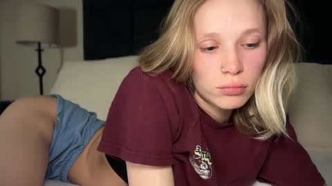 sweetgracee online show from January 26, 5:02 am