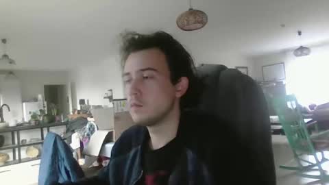 sweetguyss12 online show from December 19, 10:44 am