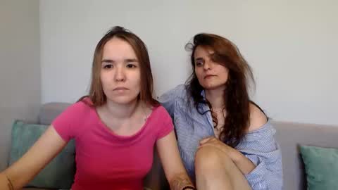 Alina and Mia online show from June 4, 9:59 am