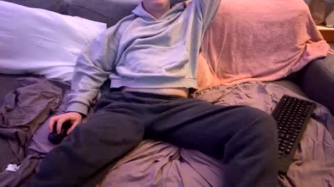 Snapshot of sweetheart13x chatting on October 27, 9:52 pm sweetheart13x online show from October 27, 9:52 pm